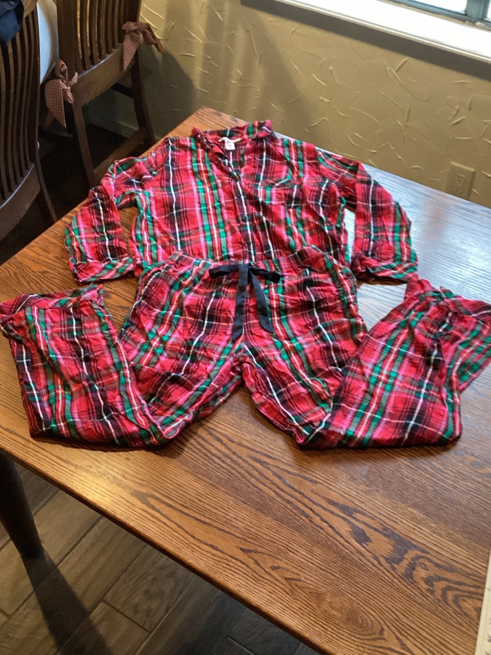 Victoria's Secret Red & Green Plaid Cotton Pajama Set